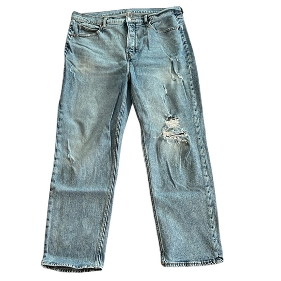 Old Navy Denim - Old Navy Size 14 Extra High Rise Straight Jeans Light Wash Distressed